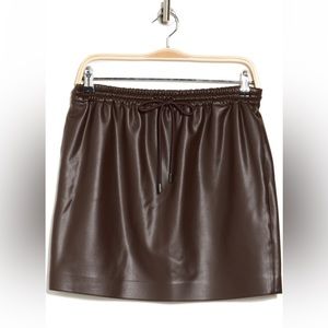 NWT - Theory Pull on Mini skirt